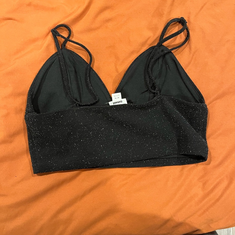 Black Minimalist V-Neck Bra